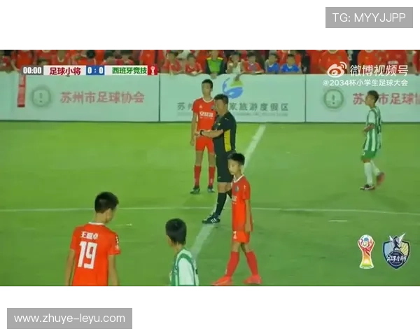 从后场指挥塔到推进发动机哈托如何用出球能力重塑阿贾克斯青春防线 从后场指挥塔到推进发动机哈托如何用出球能力重塑阿贾克斯青春防线